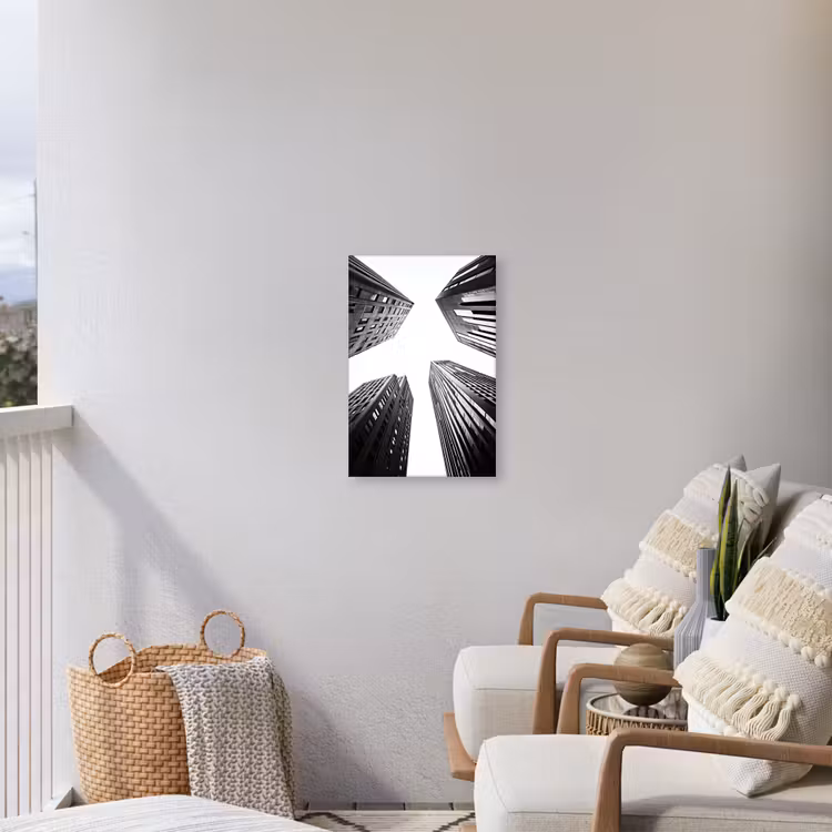 Gebouwen - Lucht - Zwart Tuinposter op houten frame 2 cm dik klein -sfeer1