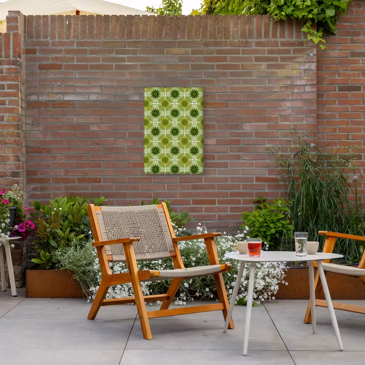 Cirkels - Patroon - Groen Tuinposter op houten frame 2 cm dik klein 841 -sfeer3