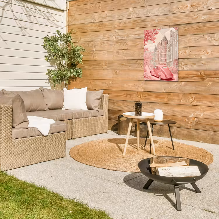 City - Car - Pink Tuinposter op houten frame 2 cm dik klein -sfeer2
