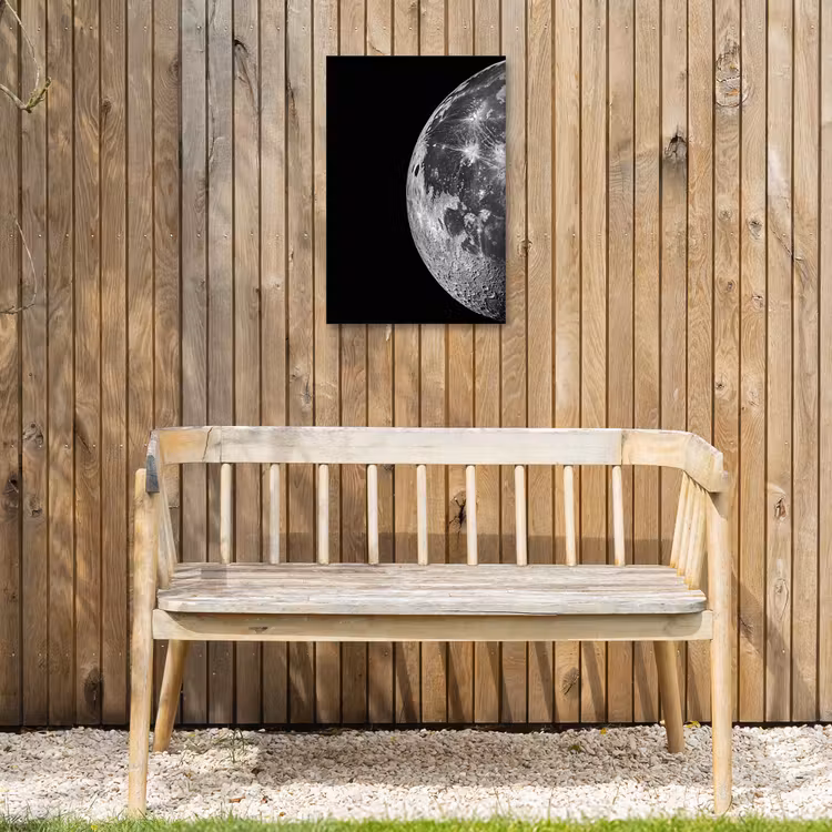 Close-up - Maan - Wit - Textuur Tuinposter op houten frame 2 cm dik klein -sfeer4