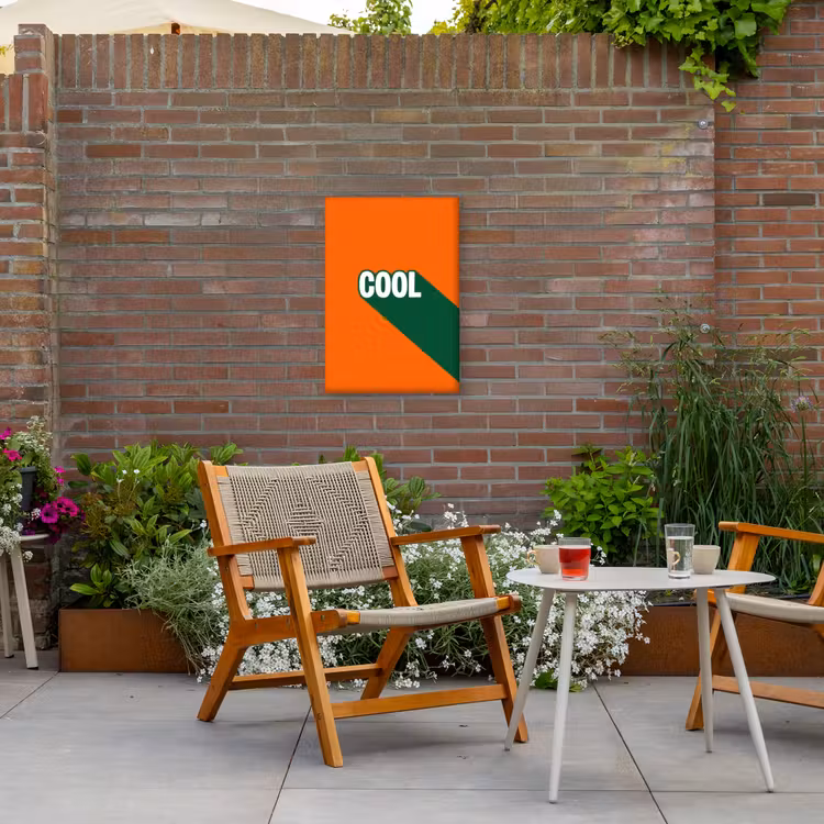 Cool - Oranje - Groen Tuinposter op houten frame 2 cm dik klein -sfeer3