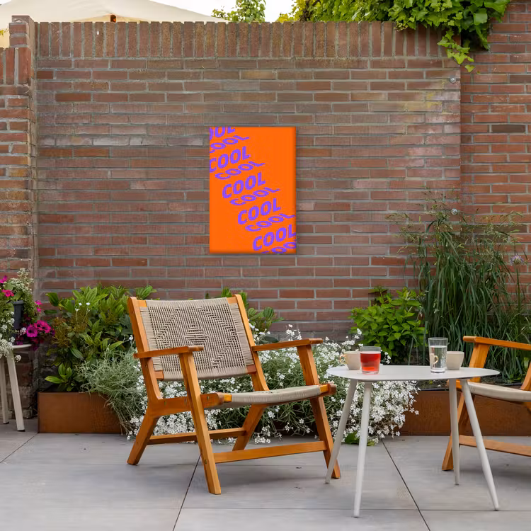 Cool - Paars - Oranje Tuinposter op houten frame 2 cm dik klein -sfeer3