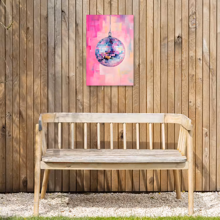 Discobal - Pink - Verf Tuinposter op houten frame 2 cm dik klein -sfeer4
