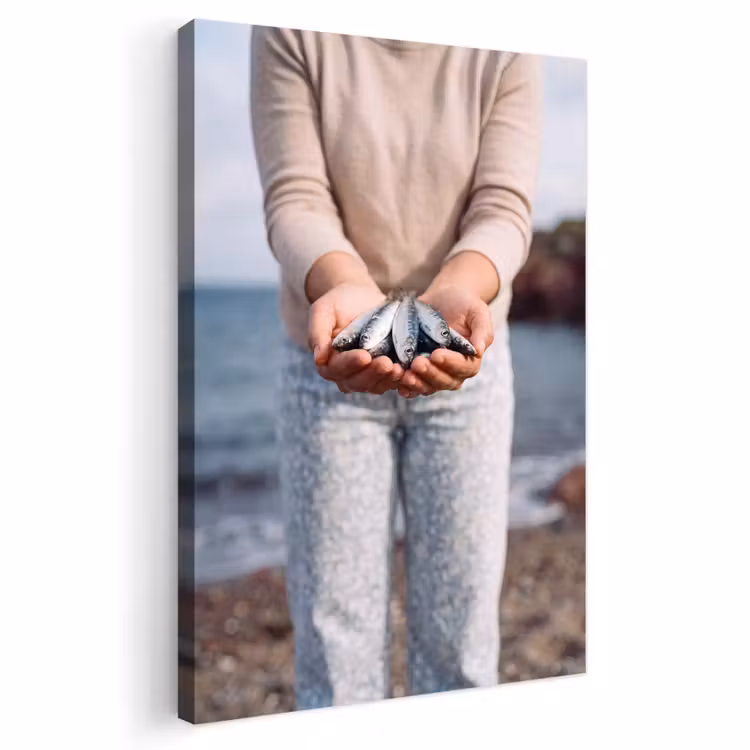 Outdoor Canvas Print - Fish - Hands - Nature - Vis - Handen - Natuur Tuinposter op houten frame 2 cm dik klein