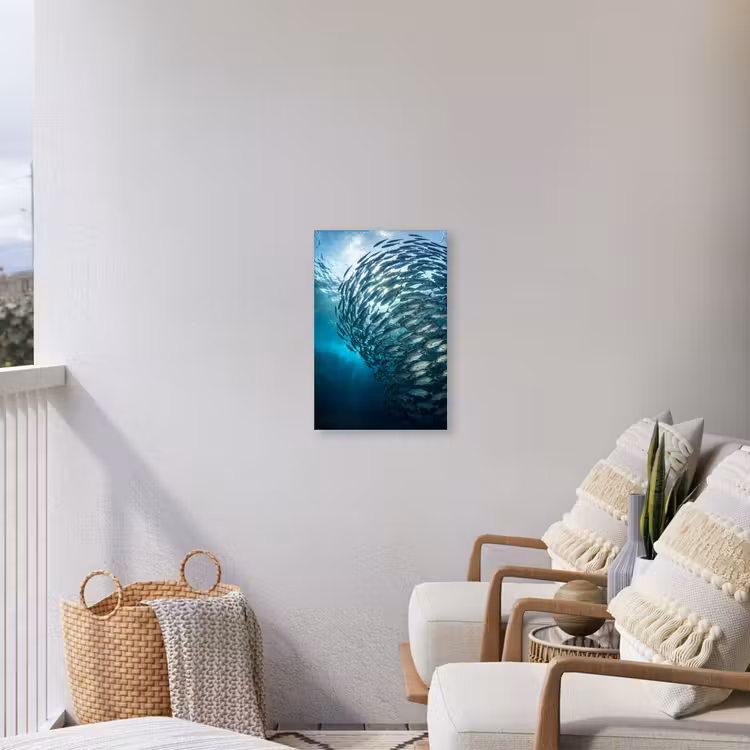 Vis - School - Oceaan - Natuur - Blauw Tuinposter op houten frame 2 cm dik klein -sfeer1