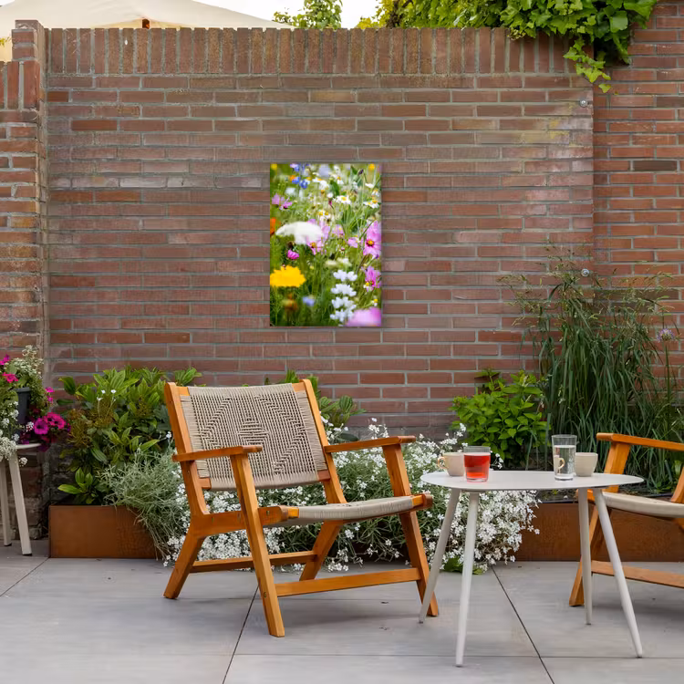 Bloemen - Natuur - Groen - Gras - Paars - Wit Tuinposter op houten frame 2 cm dik klein -sfeer3
