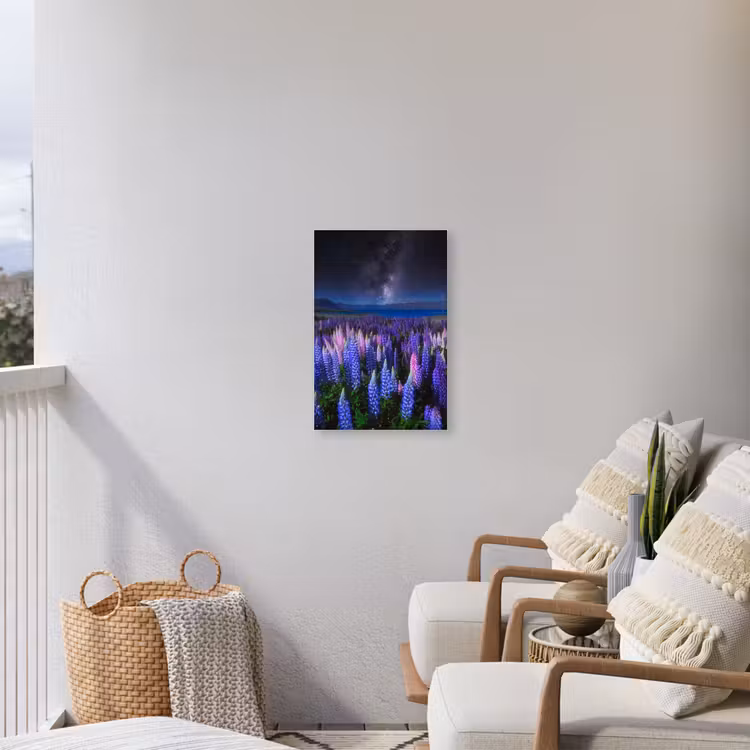 Bloemen - Nacht - Lupine - Sterrenhemel - Paars - Natuur Tuinposter op houten frame 2 cm dik klein -sfeer1