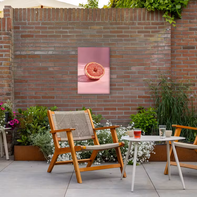 Grapefruit - Roze - Disco - Shiny Tuinposter op houten frame 2 cm dik klein -sfeer3