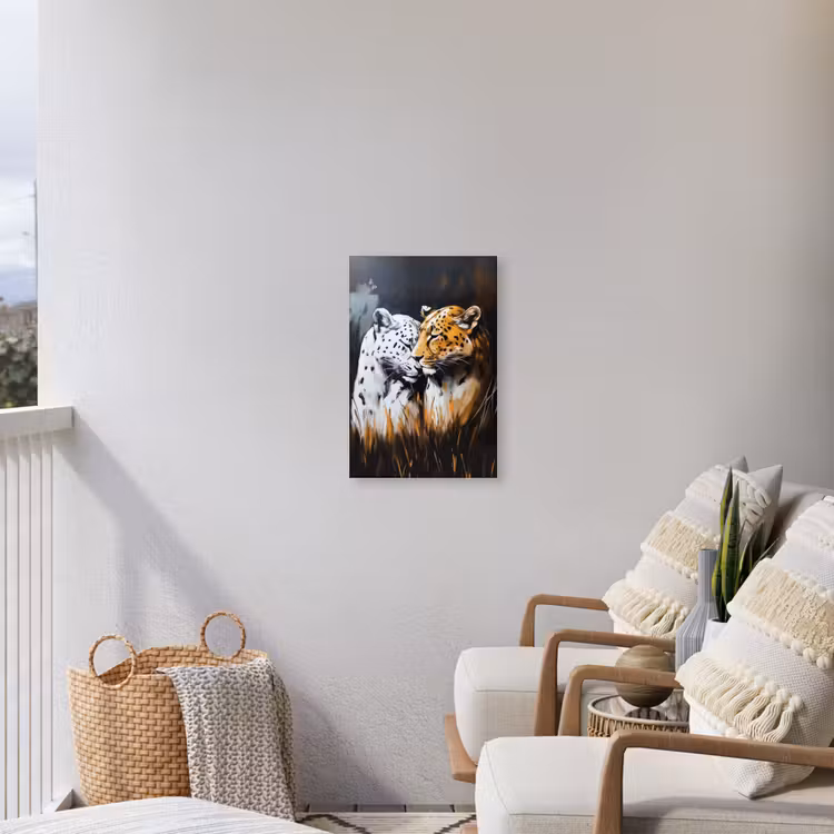 Luipaard - Oranje - Wit - Gras Tuinposter op houten frame 2 cm dik klein -sfeer1