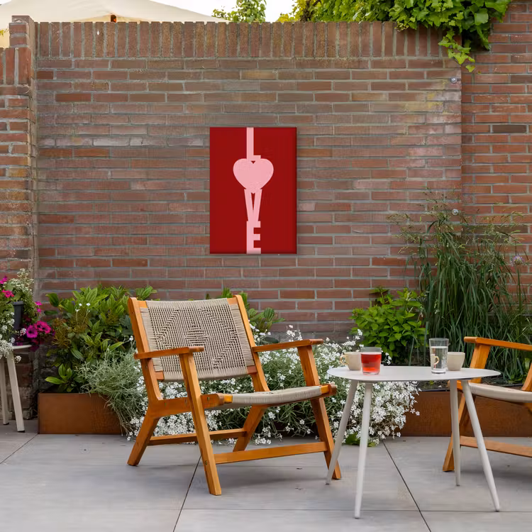Love - Hart - Rood Tuinposter op houten frame 2 cm dik klein -sfeer3