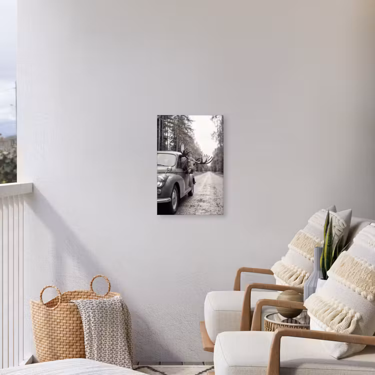 Eland - Auto - Gewei - Zwart - Wit Tuinposter op houten frame 2 cm dik klein -sfeer1