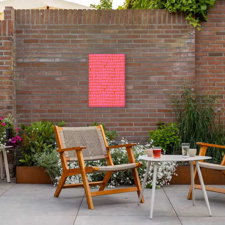 Organisch - Raster - Roze Tuinposter op houten frame 2 cm dik klein 841 -sfeer3