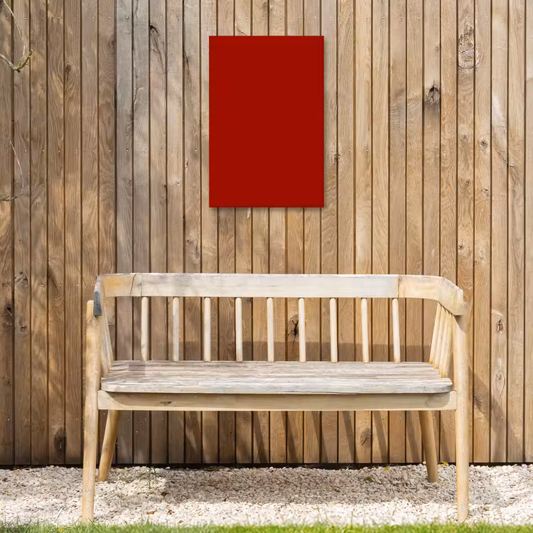 Oxblood - Maroon - Rood Tuinposter op houten frame 2 cm dik klein 841 -sfeer4