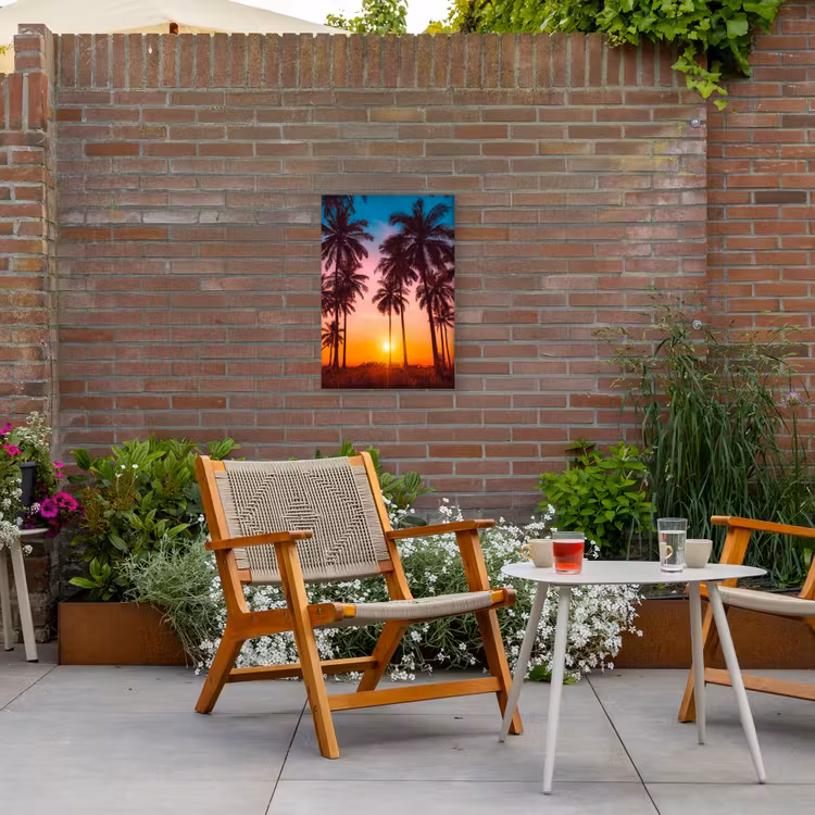 Palmboom - Zonsondergang - Horizon - Strand - Oranje - Roze Tuinposter op houten frame 2 cm dik klein -sfeer3
