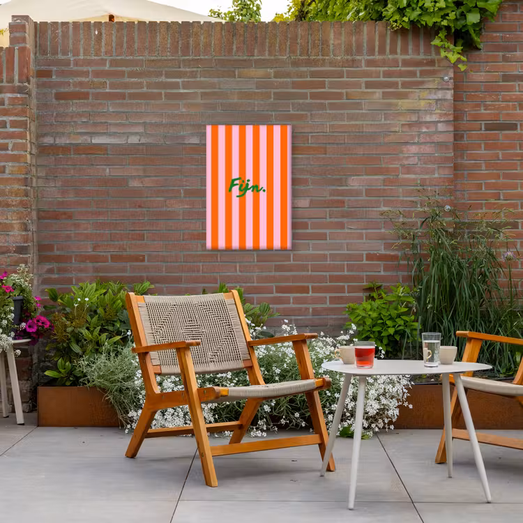 Patroon - Oranje - Fijn - Strepen Tuinposter op houten frame 2 cm dik klein -sfeer3