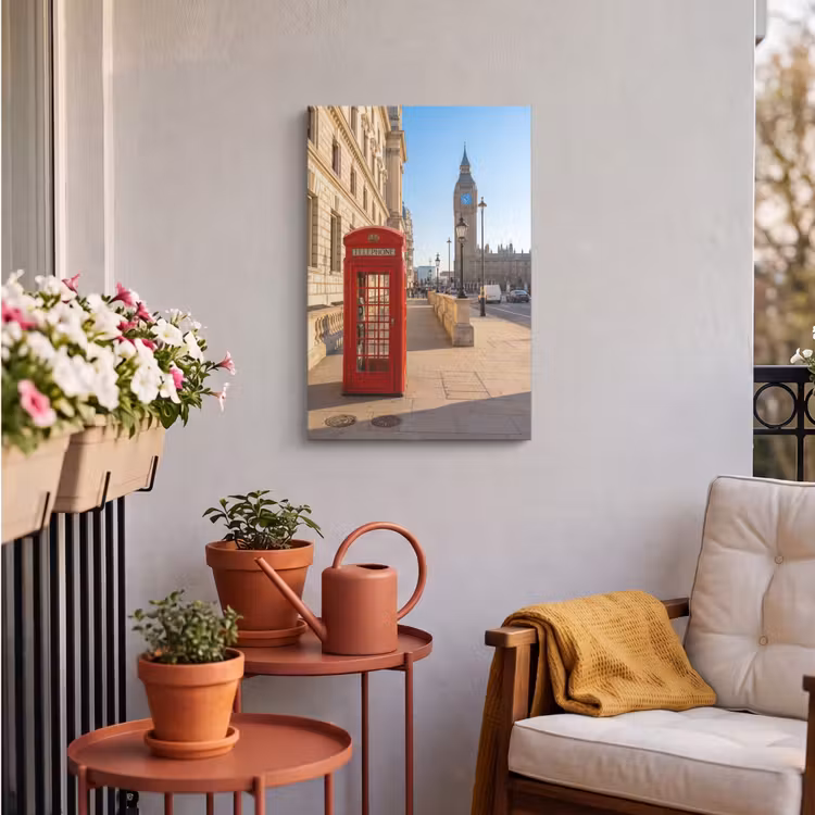 Telefooncel - Rood - Londen - Stad - Architectuur Tuinposter op houten frame 2 cm dik klein -sfeer1