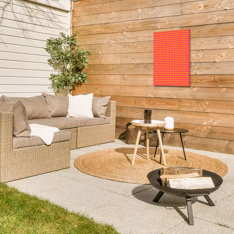 Stippen - Patroon - Oranje Tuinposter op houten frame 2 cm dik klein 841 -sfeer2