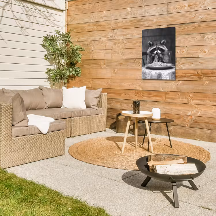Wasbeer - Cute - Pasta - Tafelkleed - Zwart - Wit Tuinposter op houten frame 2 cm dik klein -sfeer2