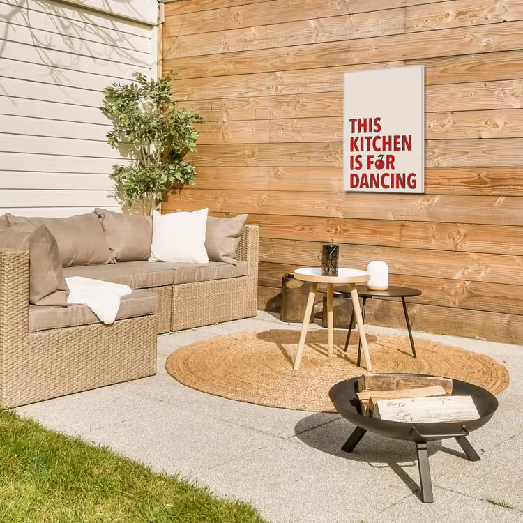 Rood - Quote - Kersen Tuinposter op houten frame 2 cm dik klein -sfeer2