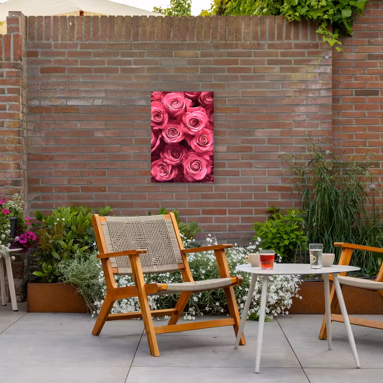 Rozen - Pink - Bloem Tuinposter op houten frame 2 cm dik klein -sfeer3