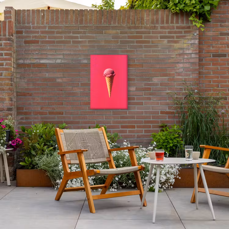 Schepijs - Roze - Hoorntje Tuinposter op houten frame 2 cm dik klein -sfeer3