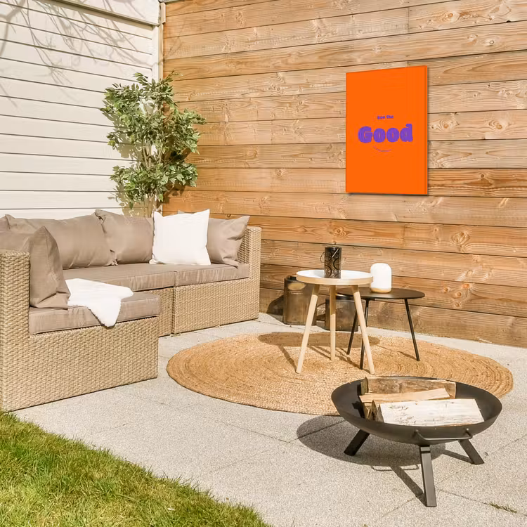 See the good - Paars - Oranje - Smiley Tuinposter op houten frame 2 cm dik klein -sfeer2