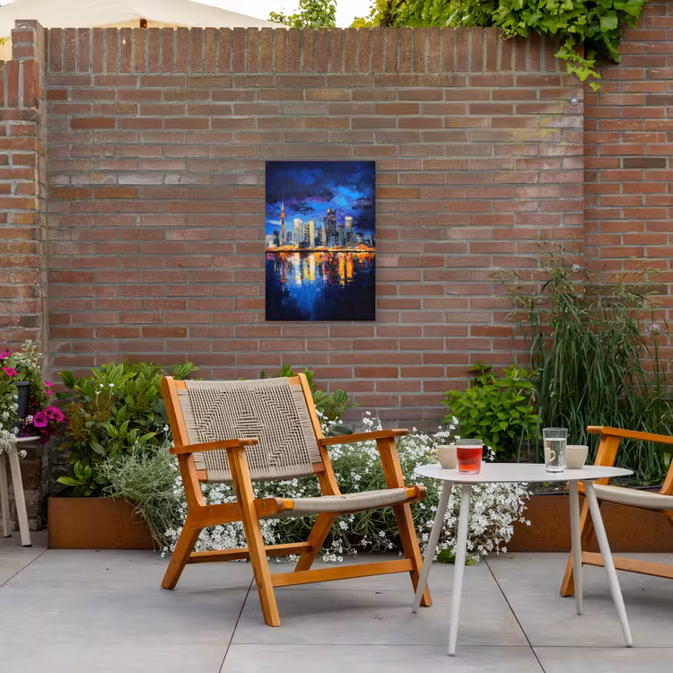 Skyline Toronto - Modern - Stadslicht - Blauw Tuinposter op houten frame 2 cm dik klein -sfeer3