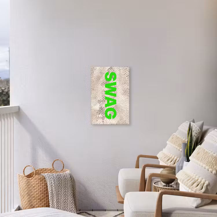 Slangenprint - SWAG - Neon - Groen Tuinposter op houten frame 2 cm dik klein -sfeer1