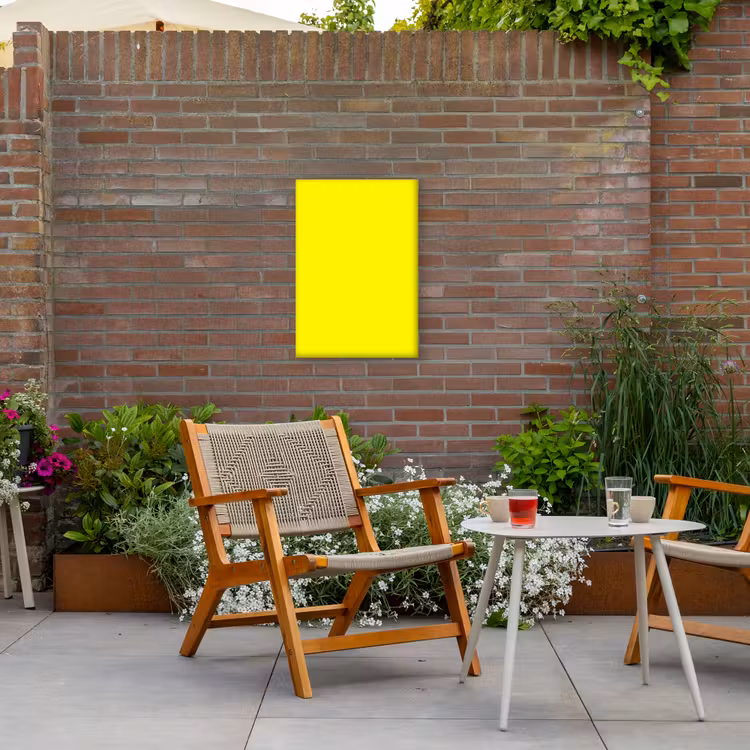 Sunshine - Glow - Geel Tuinposter op houten frame 2 cm dik klein 841 -sfeer3