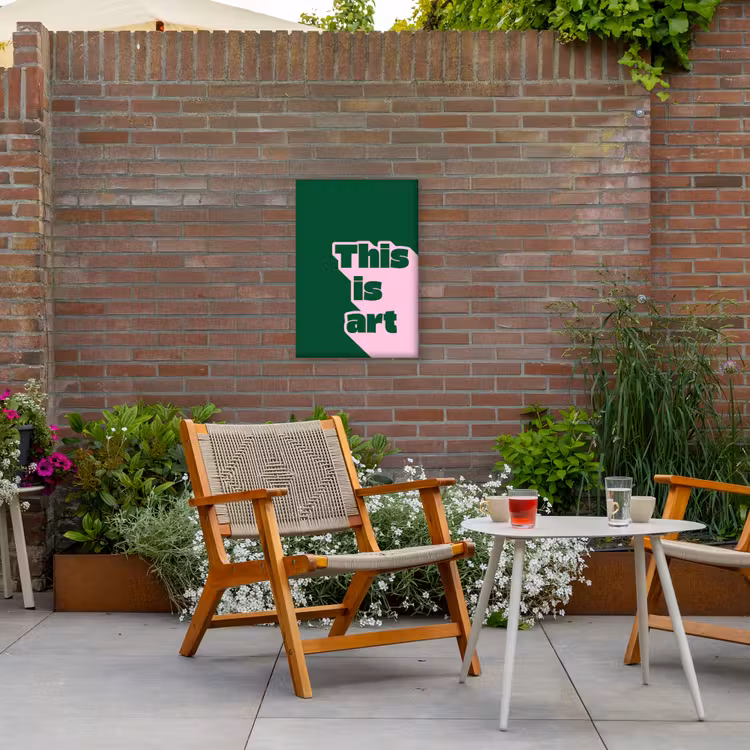 This is art - Schaduw - Roze Tuinposter op houten frame 2 cm dik klein -sfeer3