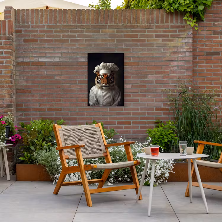 Tijger - Kokskleding - Bruin Tuinposter op houten frame 2 cm dik klein -sfeer3