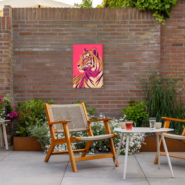 Tijger - Modern - Neon Tuinposter op houten frame 2 cm dik klein -sfeer3