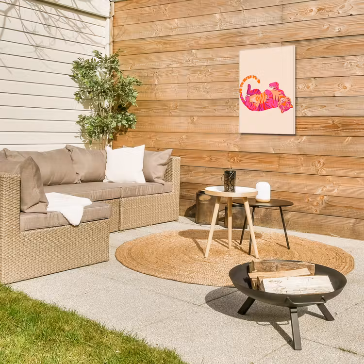 Tijger - Roze - Oranje Tuinposter op houten frame 2 cm dik klein -sfeer2