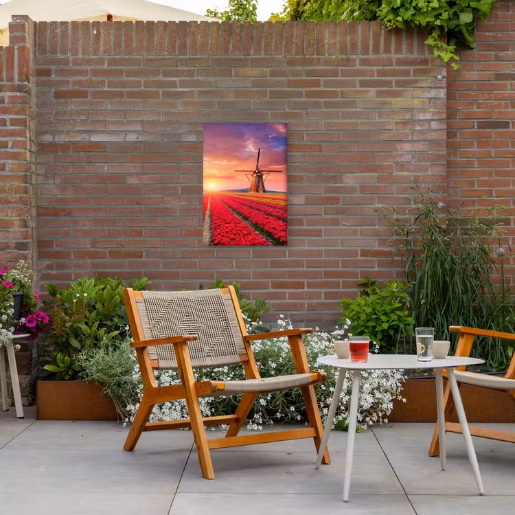 Tulpenvelden met windmolens bij zonsondergang Tuinposter op houten frame 2 cm dik klein -sfeer3