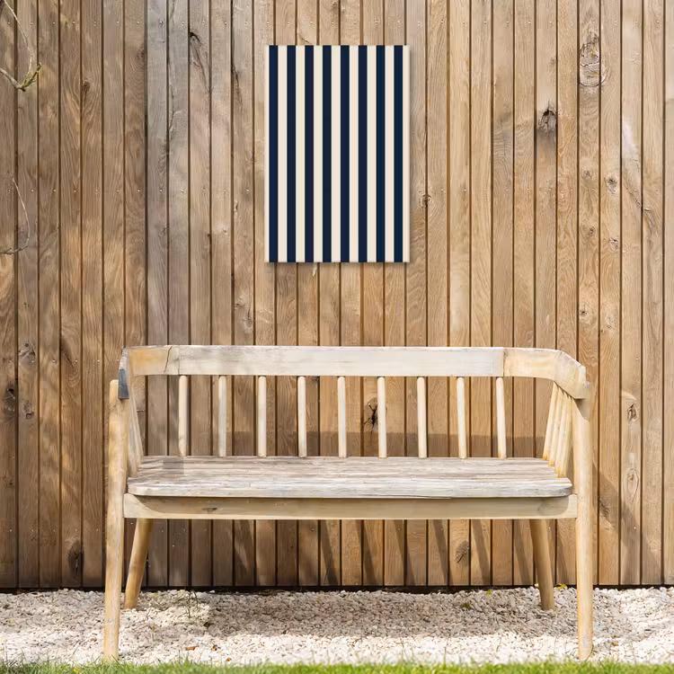Verticale strepen - Blauw - Crème Tuinposter op houten frame 2 cm dik klein 841 -sfeer4
