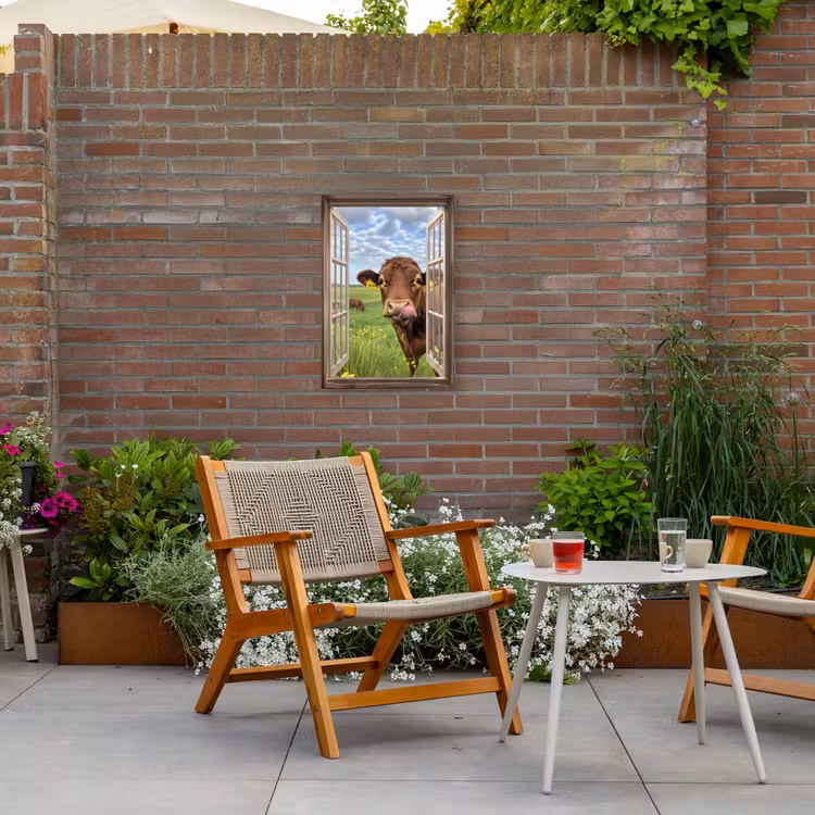 Doorkijk - Koe - Weiland - Landschap - Dieren Tuinposter op houten frame 2 cm dik klein -sfeer3