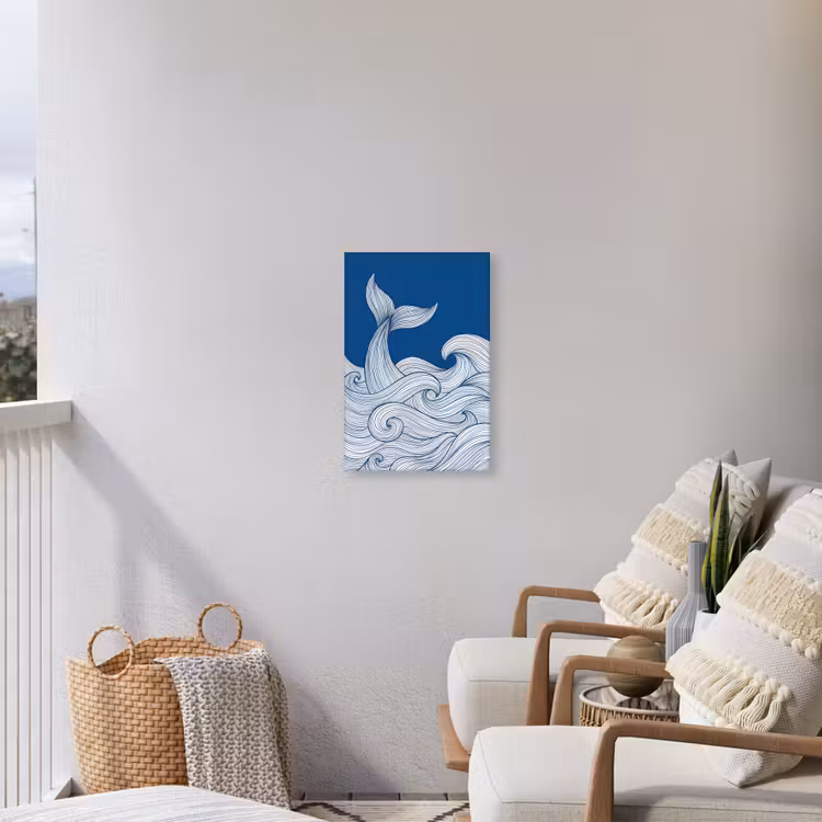 Walvis - Staart - Golven - Lijntekening - Blauw Tuinposter op houten frame 2 cm dik klein -sfeer1
