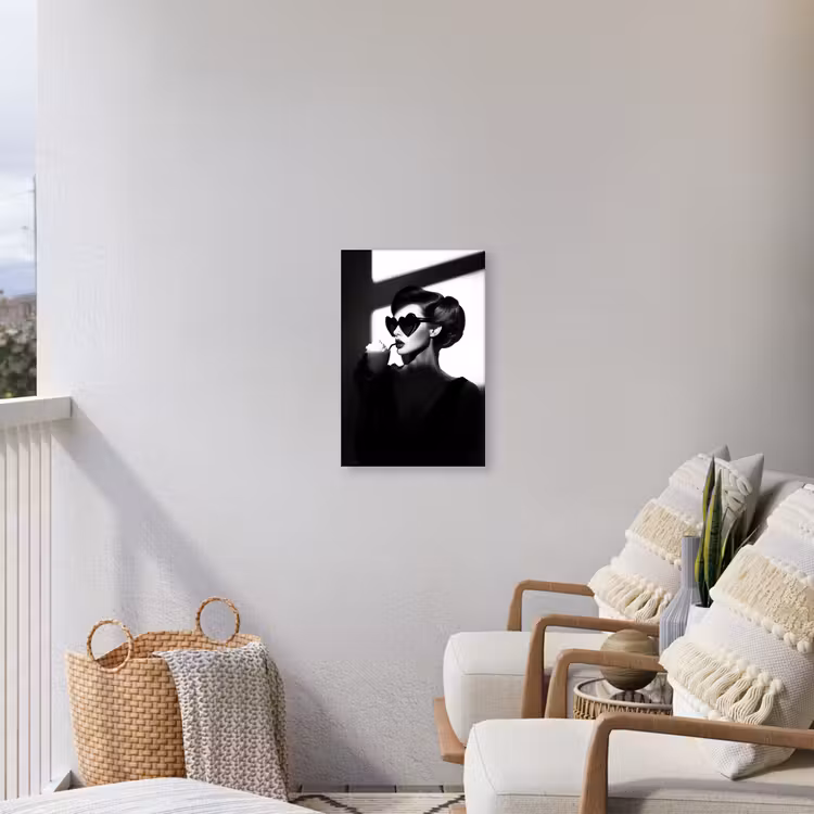 Vrouw - Zwart - Hart Tuinposter op houten frame 2 cm dik klein -sfeer1