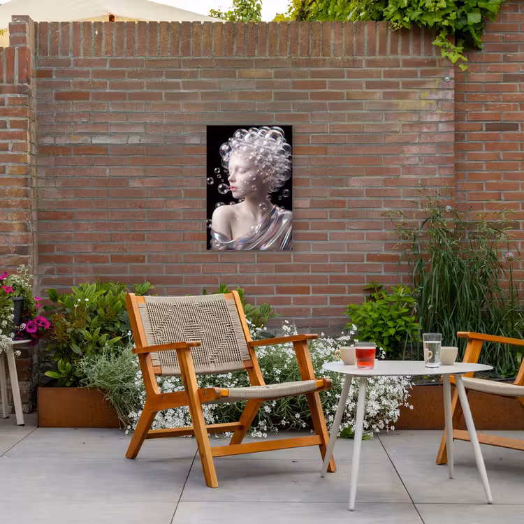 Vrouw - Bellen - Abstract - Kleurrijk Tuinposter op houten frame 2 cm dik klein -sfeer3