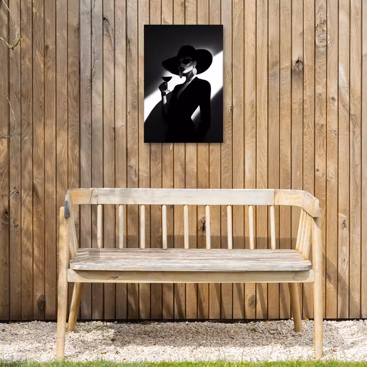 Vrouw - Wijn - Chic Tuinposter op houten frame 2 cm dik klein -sfeer4