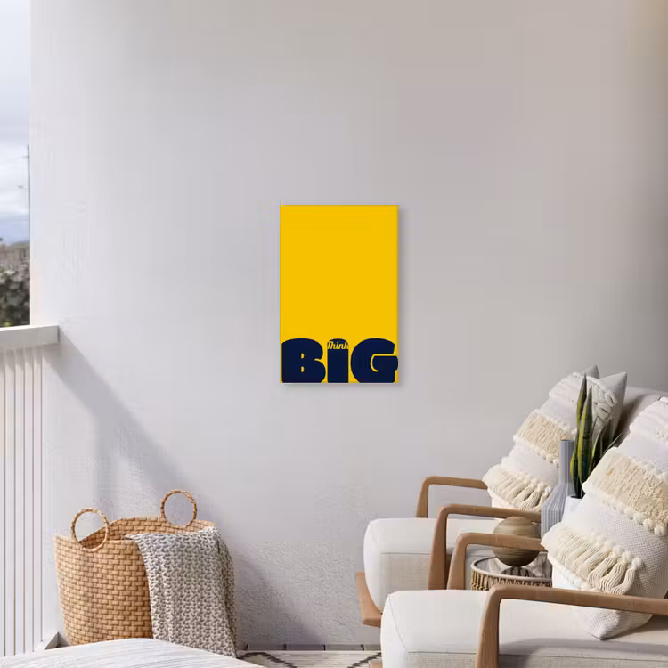 Geel - Think big - Grafisch Tuinposter op houten frame 2 cm dik klein -sfeer1