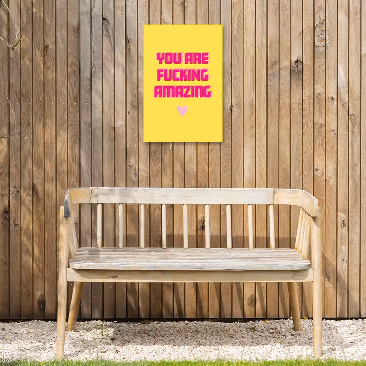 Geel - Valentijn - Tekst Tuinposter op houten frame 2 cm dik klein -sfeer4