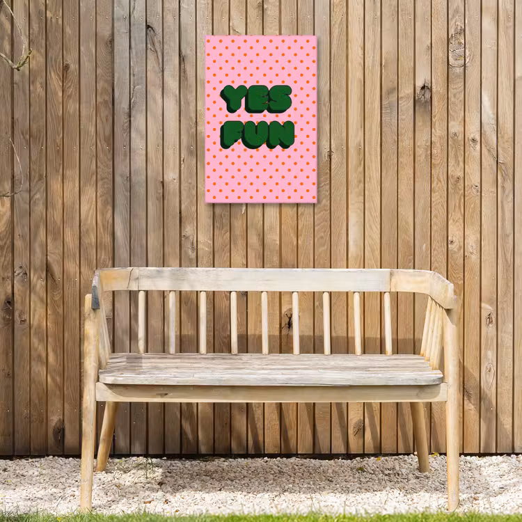 Yes fun - Groen - Roze - Stippen Tuinposter op houten frame 2 cm dik klein -sfeer4