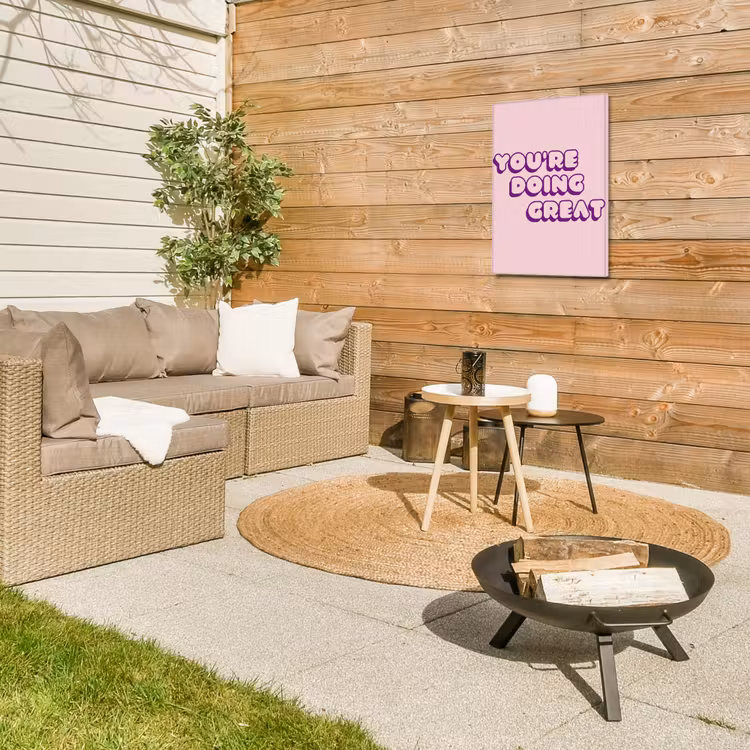 You're doing great - Roze - Bubble letters Tuinposter op houten frame 2 cm dik klein -sfeer2