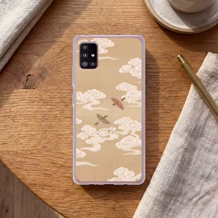 Vogels - Vliegen - Beige Telefoonhoesje Samsung Galaxy A51 5G klein -sfeer1
