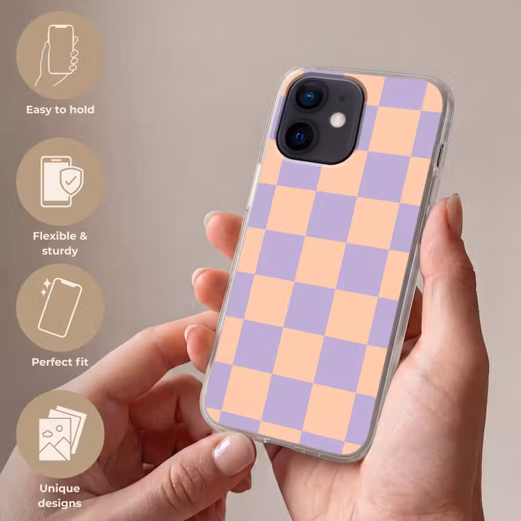 Schaakbord patroon - Paars - Roze - Blokjes Telefoonhoesje iPhone 12 Mini klein -sfeer3_EN
