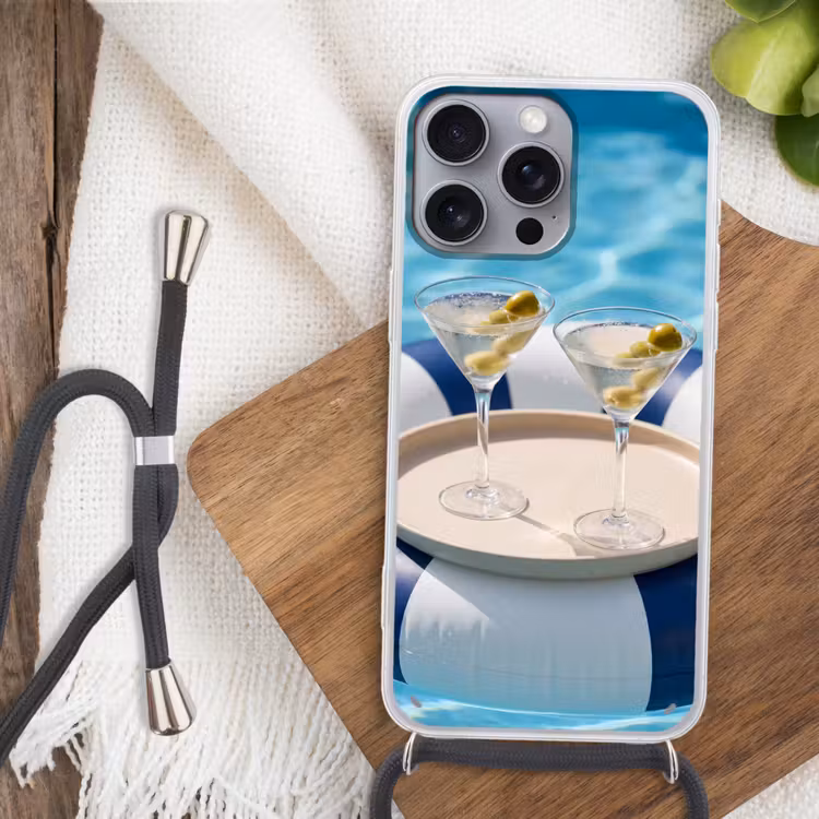 Cocktail - Zwembad - Zomer - Blauw Hoesje iPhone 16 Pro Max met koord klein -sfeer4