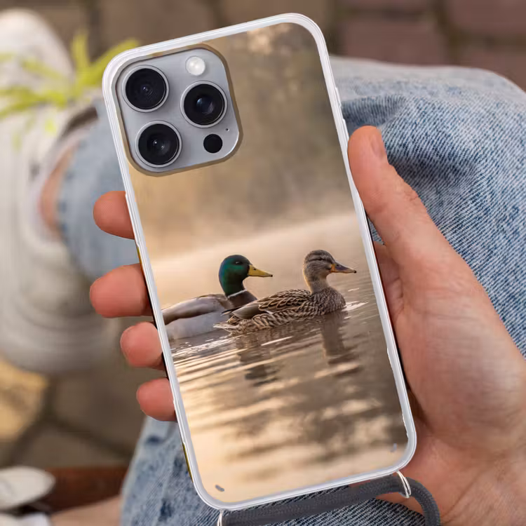 Eenden - Water - Mist - Natuur Hoesje iPhone 16 Pro Max met koord klein -sfeer3