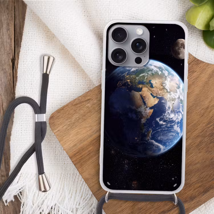 Aarde - Ruimte - Blauw - Groen Hoesje iPhone 16 Pro Max met koord klein -sfeer4