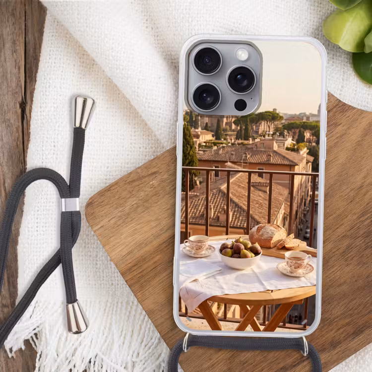 Eten - Ontbijt - Balkon - Stad - Zonsopgang Hoesje iPhone 16 Pro Max met koord klein -sfeer4